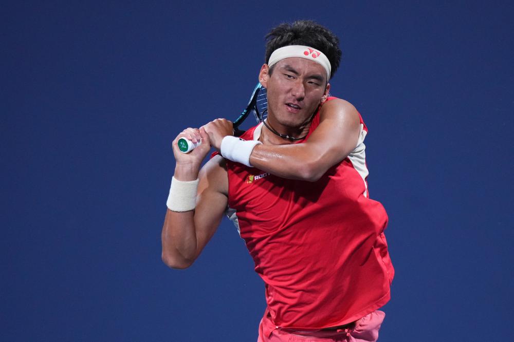 篮球篮网锁定前八席位，季后赛形势明朗