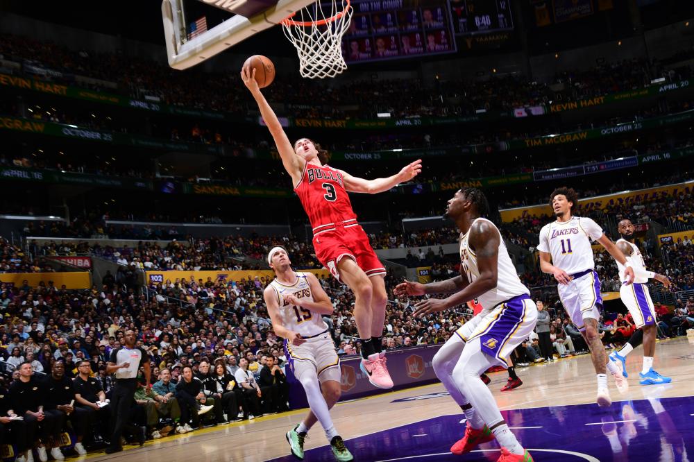 拜仁官方：于帕梅卡诺因负荷管理未进战圣保利大名单